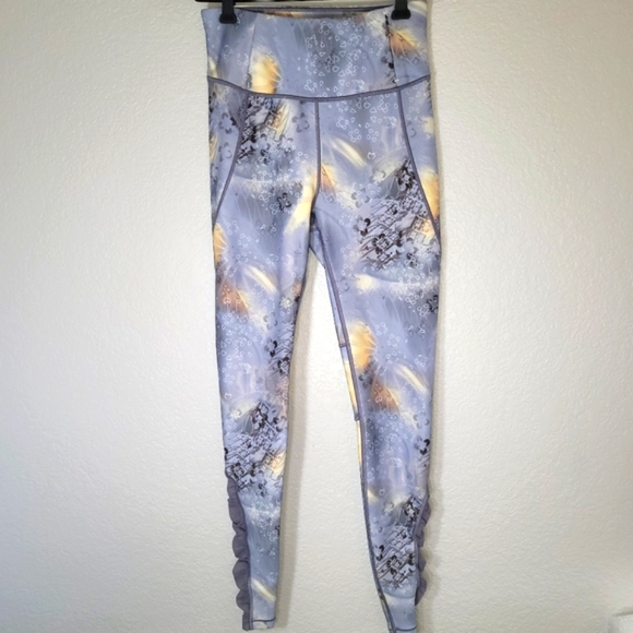 CALIA Carrie Underwood Urban Mosaic High Waist Ruched Leggings sz Small - Picture 5 of 10